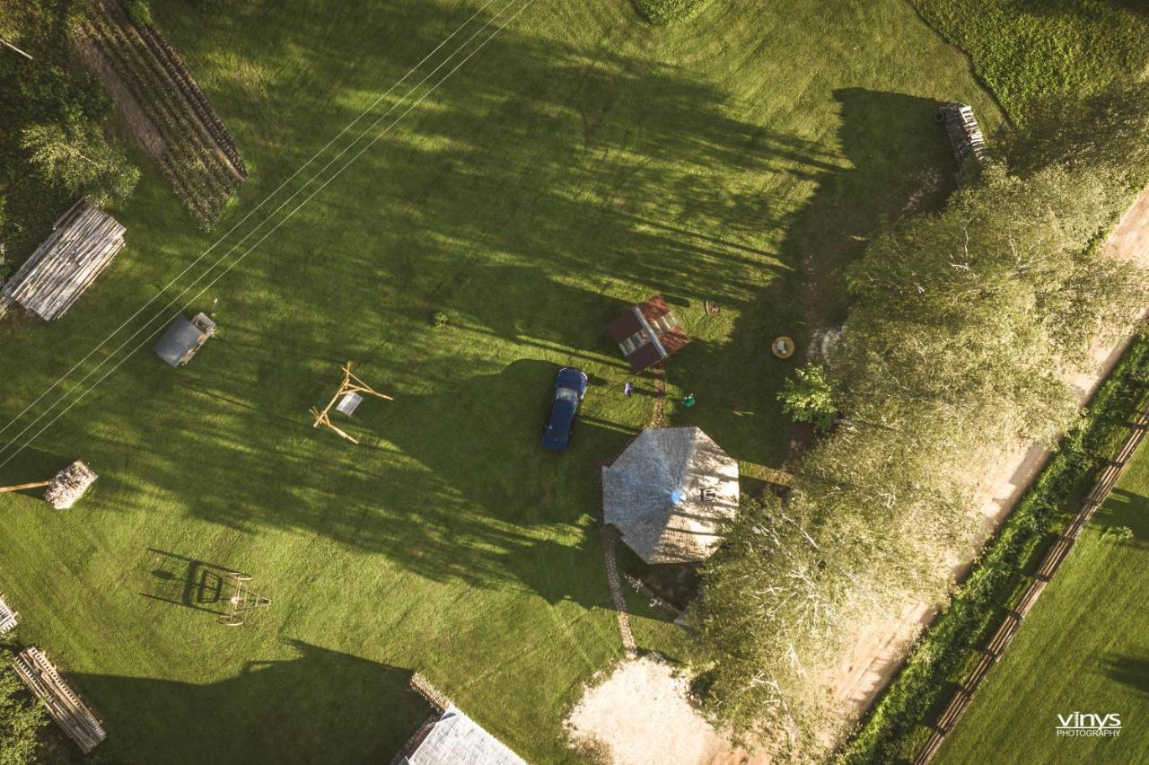 Perkonu Namins Villa Balvi Buitenkant foto